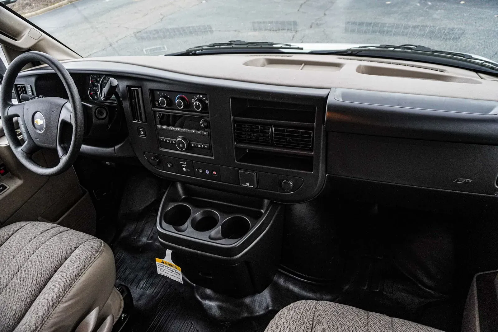 2025 express van dashboard