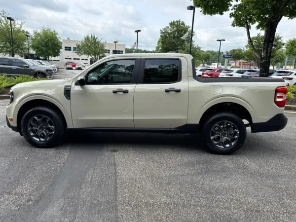 2025 Ford Maverick Exterior side view