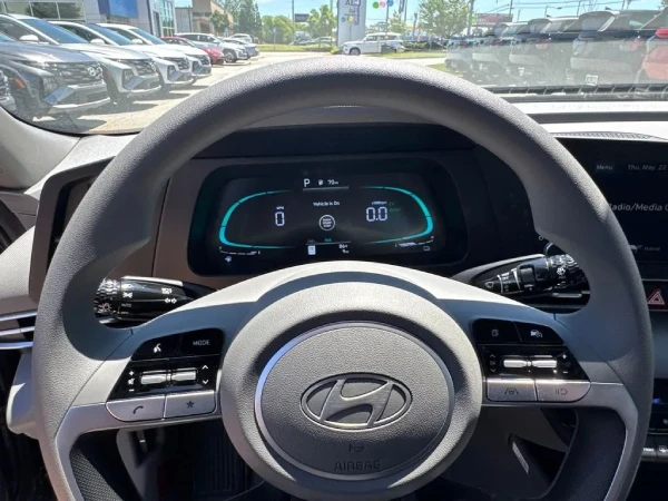 2025 Hyundai Elantra Hybrid Outstanding Fuel Economy