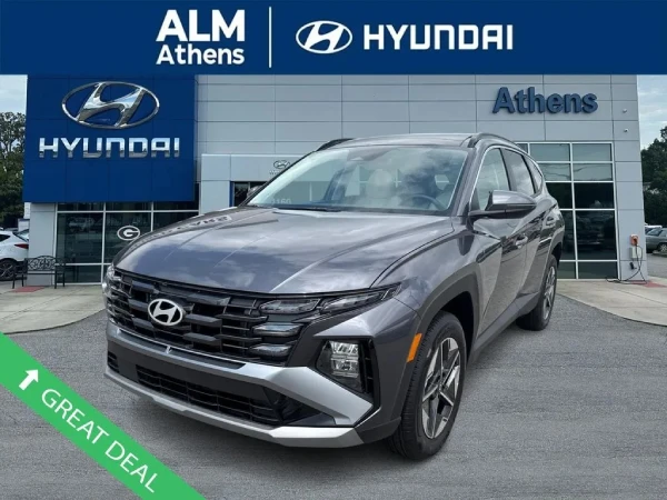 2025 Hyundai Tucson Hybrid Front view