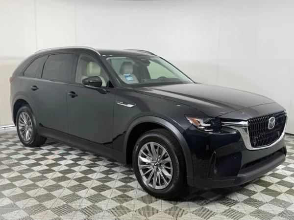 2025 MAZDA CX-90 Exterior front view