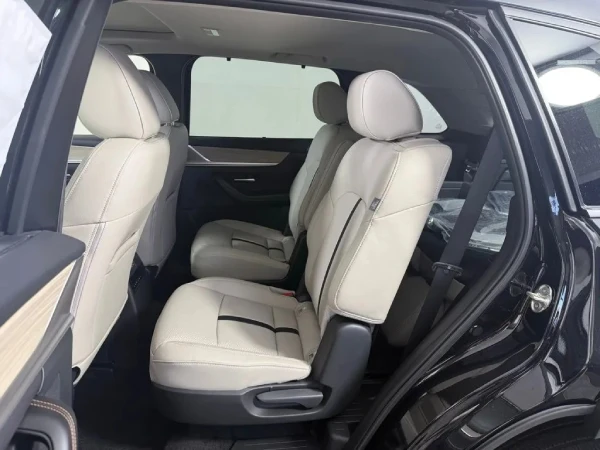 2025 MAZDA CX-90 rear seats