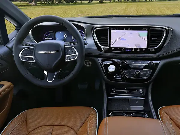 New Chrysler Pacifica Plug-In Hybrid dash