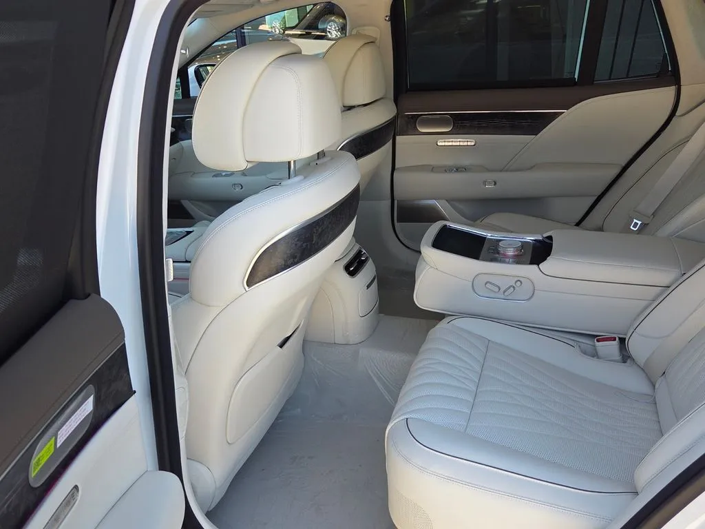 Interior Seats of a New Genesis G90