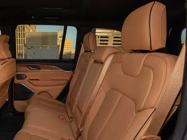 grand cherokee backseat