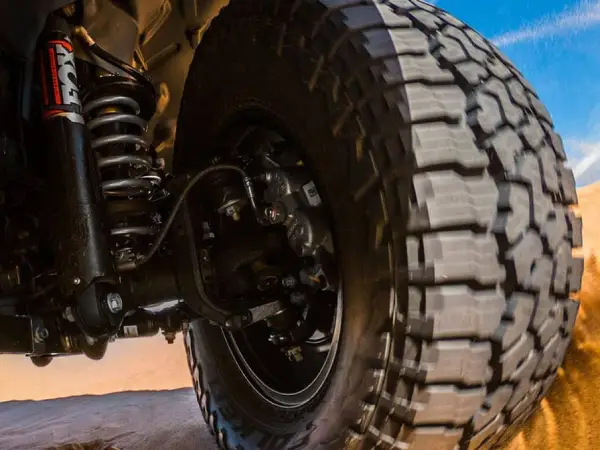 gladiator wheel well