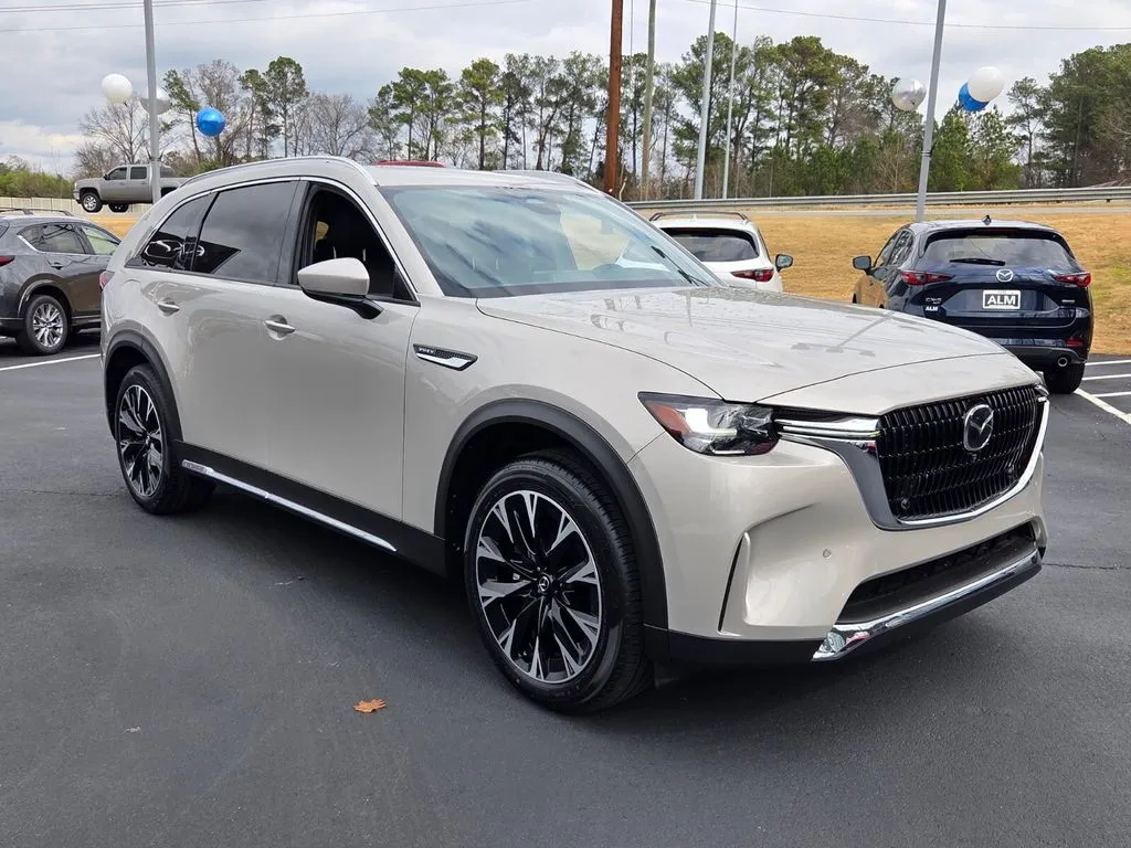 New Mazda CX-90 PHEV