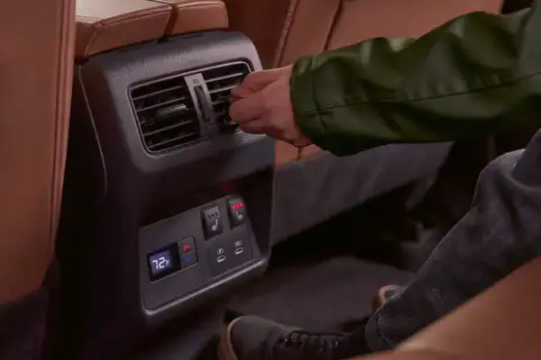 2026 Nissan Rogue interior with Zero Gravity front seats