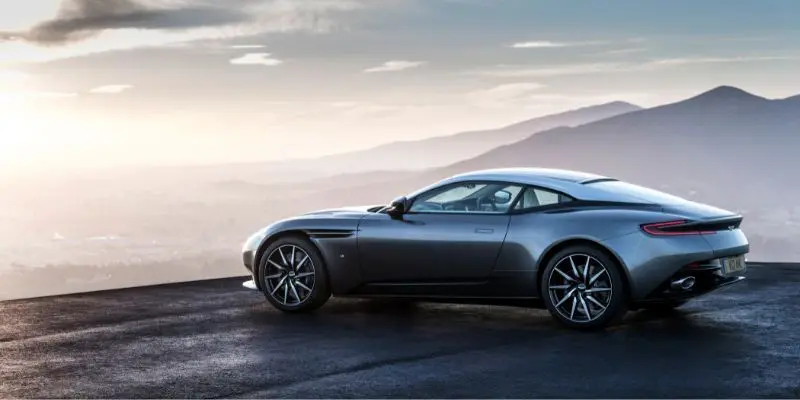 2023 Aston Martin DB11 performance