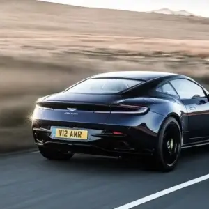 2021 ASTON MARTIN DB11 REVIEW GUIDE