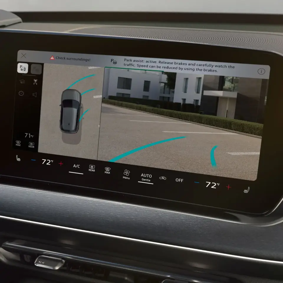 Audi Q3 camera system