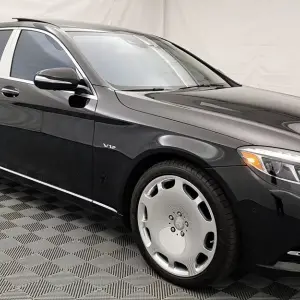 2016 Mercedes-Benz Maybach S 600 Sedan