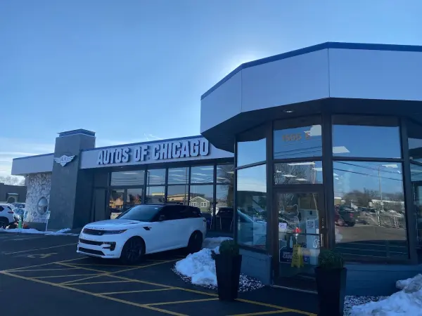 Autos of Chicago dealership exterior in Arlington Heights, IL
