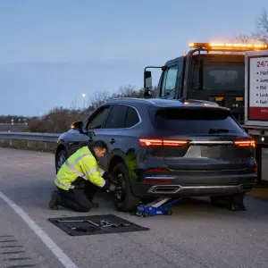24/7 Roadside Assistance: Complete Driving Security Across Chicagoland
