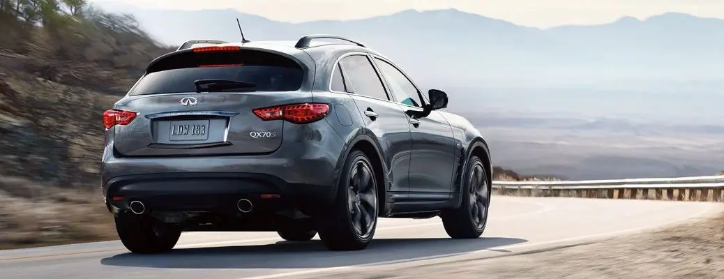 The Infiniti QX70 as seen from behind.