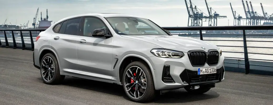 A front view of the BMW X4