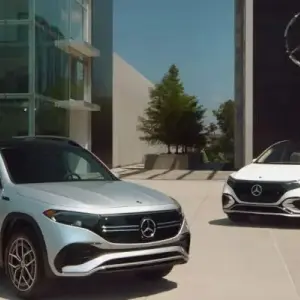 Differences Between Luxury Crossovers and SUVs