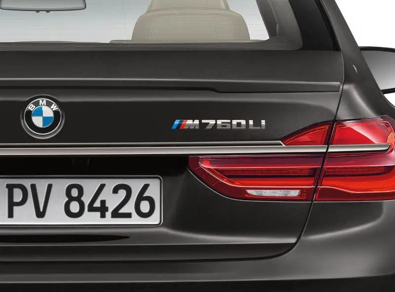 BMW M760Li xDrive - Exterior rear view