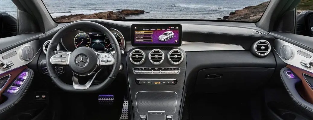 The controls and displays in the 2020 Mercedes GLC.