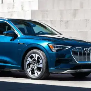 What is the EPA-Estimated 2019 Audi e-tron Electric Driving Range?