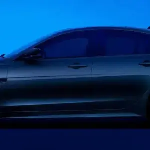 2017 Jaguar XE trim levels and price information