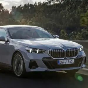 What Are the BMW 5 Series Engine Options and Specs?