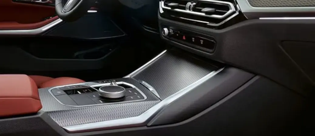 The drive selector in the BMW 3 Series sedan.