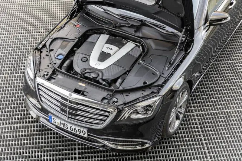 2017 Mercedes Mayback s650 engine.