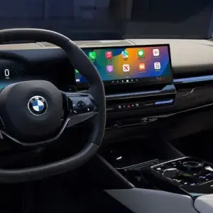 How To Use the BMW Wireless Charging Tray