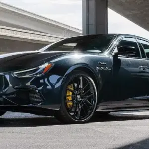 Top Five Reasons to Buy a Used Luxury Car in Dallas and Fort Worth