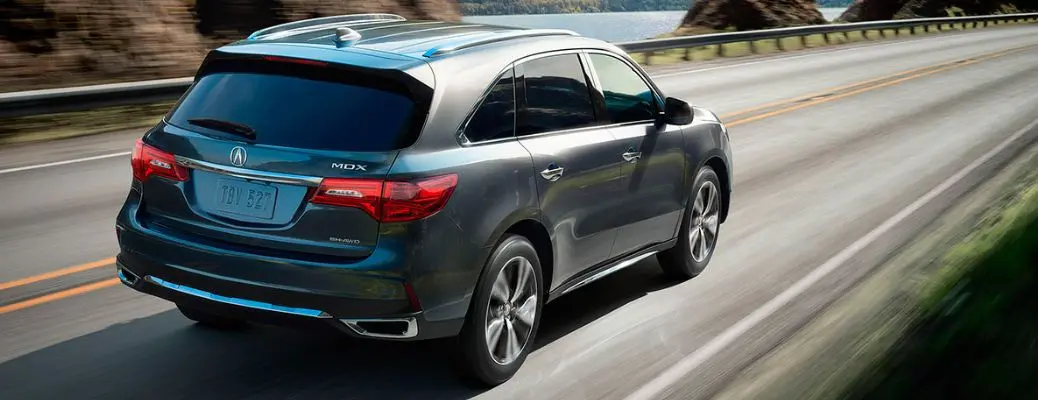 Back view of the 2017 Acura MDX