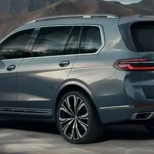BMW X7 Interior, Comfort, and Tech Features