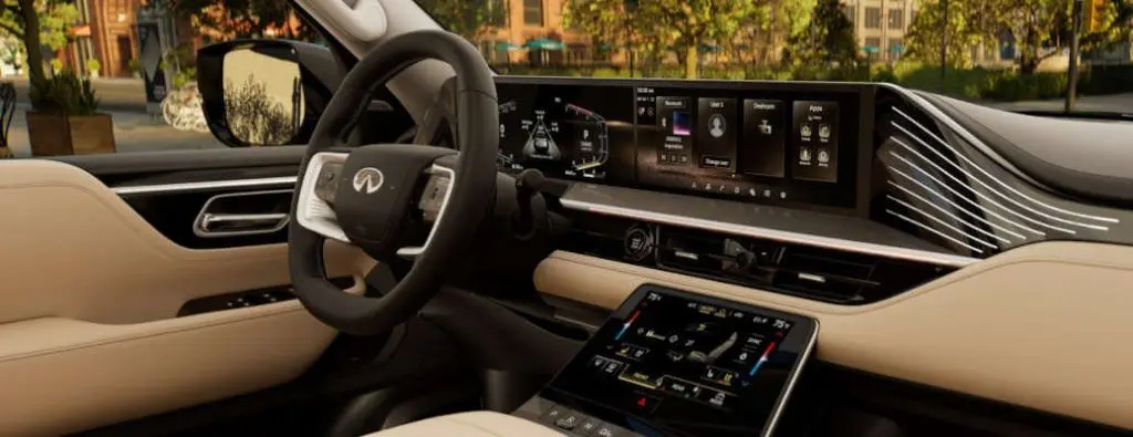 The high-tech cockpit of the Infiniti QX80