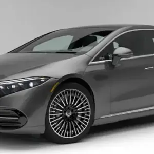 Key Features of the Mercedes EQS 450 Sedan