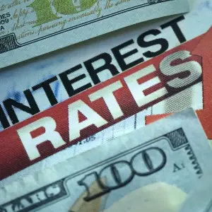 Average Auto Loan Rates in 2025: New, Used & Credit Scores