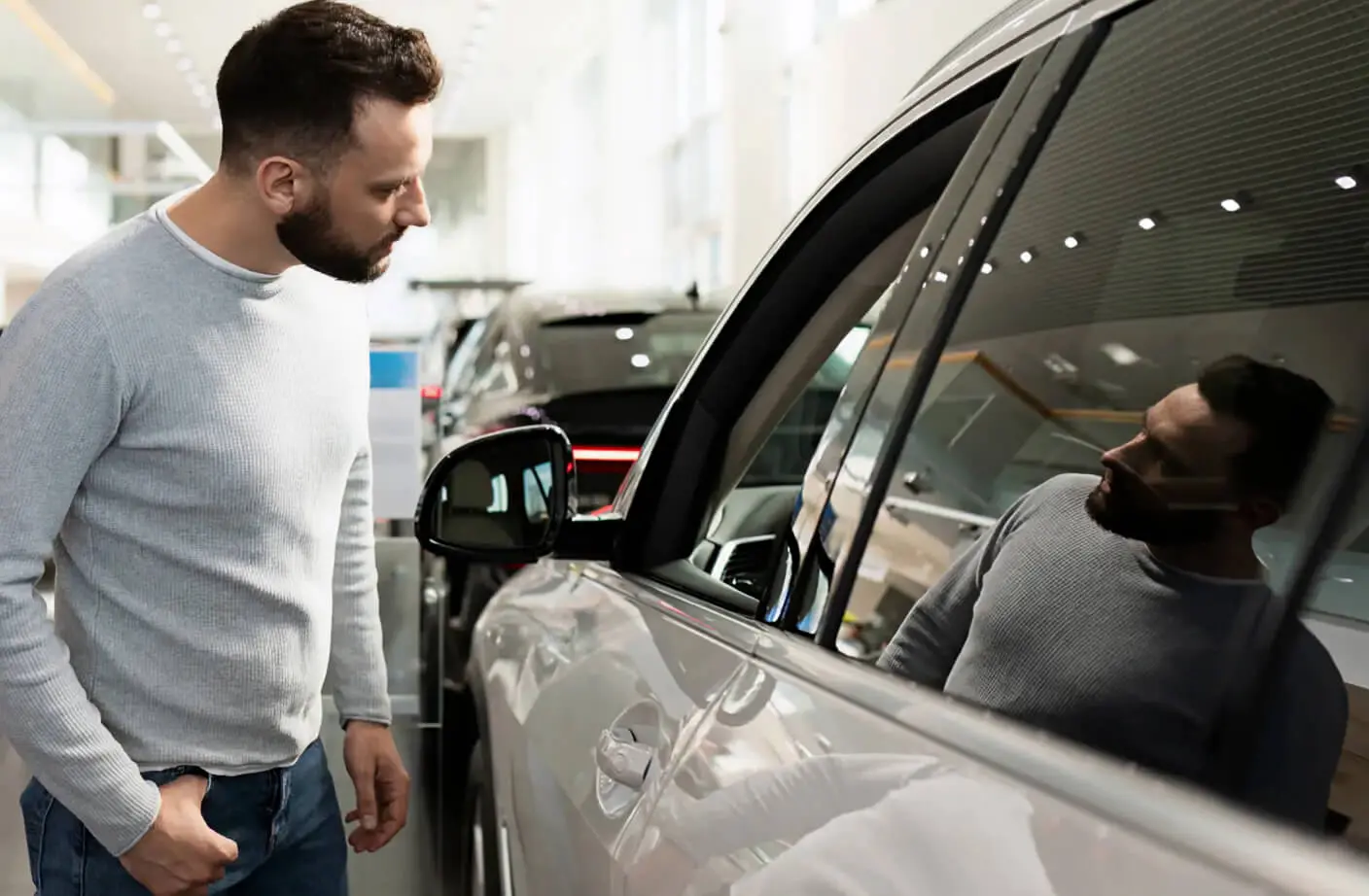 Get Premium Pre-Owned Car Dealership Service Near Phoenix