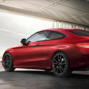 Synthetic vs. Conventional Oil: Which Is Better for Your Vehicle?