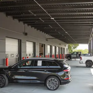 How Much Does It Cost to Charge an Electric Car?
