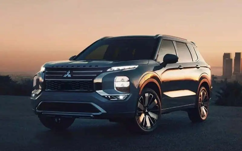 Mitsubishi vehicle available at Countryside Mitsubishi.