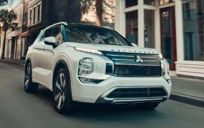 Mitsubishi vehicle available at Countryside Mitsubishi.