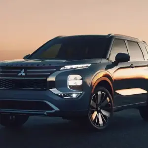 Which Compact SUV Fits Family Life Better — 2025 Mitsubishi Outlander or 2025 Honda CR-V near Indianapolis, IN?