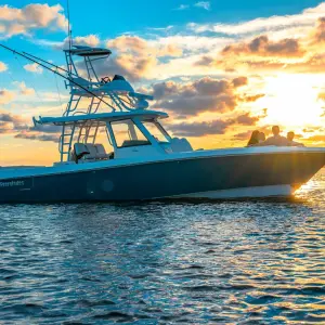 Everglades vs Robalo Boats