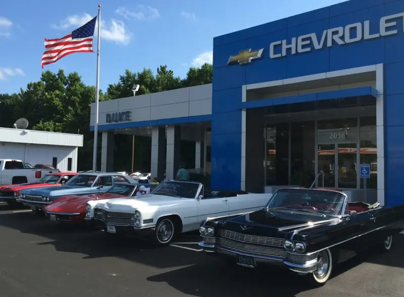 Duke Chevrolet GMC showroom in Suffolk, VA