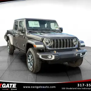 New Jeep Gladiator in Indianapolis, IN at Eastgate CDJR