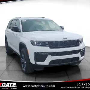 Jeep Grand Cherokee L vs. Ford Explorer: Best 3-Row SUV for Indianapolis, IN Drivers