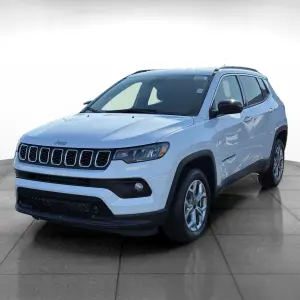 Jeep Compass vs. GMC Terrain: Why the Jeep Compass is the Better SUV for Drivers in Indianapolis, IN