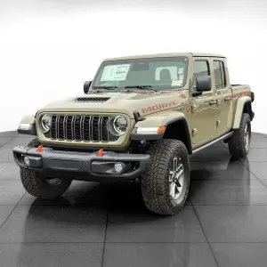 Jeep Gladiator vs. Ford Ranger: Why the Jeep Gladiator is the Better Pickup Truck for Drivers in Indianapolis, IN