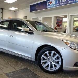 Vernon Hills Used Car Dealer - CarWise Gurnee