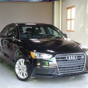 Preowned Luxury Car Dealer with Financing in Waukegan - CarWise Gurnee