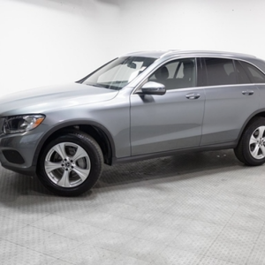 Finance a Used Mercedes-Benz near Arlington Heights - CarWise Gurnee